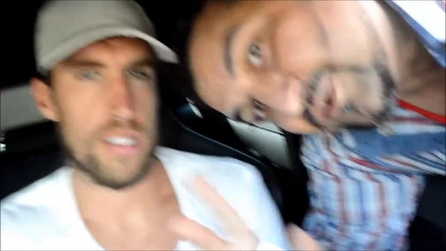 Kevin Strootman saluta i tifosi della A.S.Roma con il Salutatore смотреть онлайн