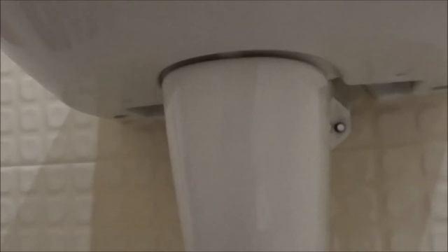 Красивый, но не практичный умывальник.