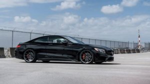 Чёрный Mercedes Benz S550 на кованых дисках Vossen Forged MX2