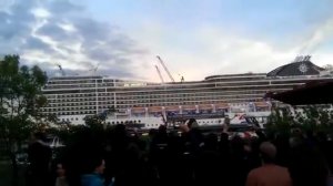 Круизный лайнер сыграл музыку из песни Seven Nation Ar