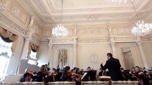 Камерный оркестр "Резонанс", солист Алла Тарасова, 12 лет