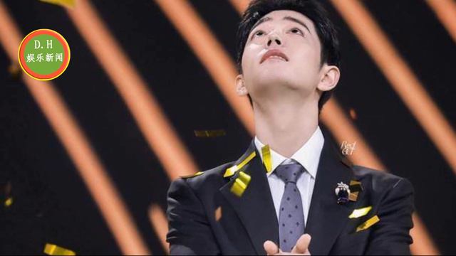 微博之夜举办在即怕有变数，肖战和杨紫粉丝突然吵起来了 смотреть онлайн