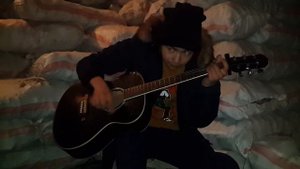 Далеко далеко на гитаре