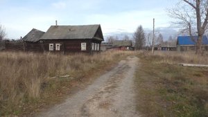 Деревни в глубинке. Здесь когда-то кипела жизнь. Заброшенные дома в деревне. Что стало с деревней.
