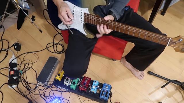 ibanez az224 with suhr riot into Carvin Vintage 16 смотреть онлайн