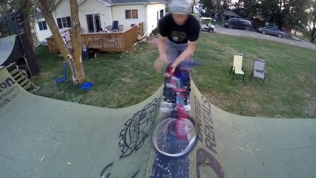 NOWEAR BMX Compound - Drone Edit (4K) смотреть онлайн