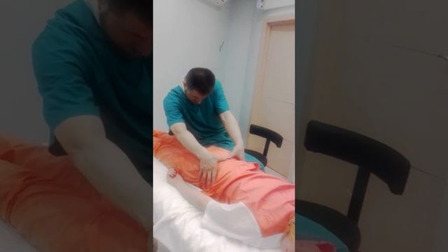Работа с крестцом  копчиком остеопат_Сергей_Бухановский