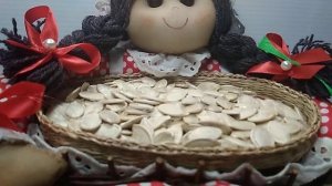 Зачем есть тыквенные семечки. Польза и вред