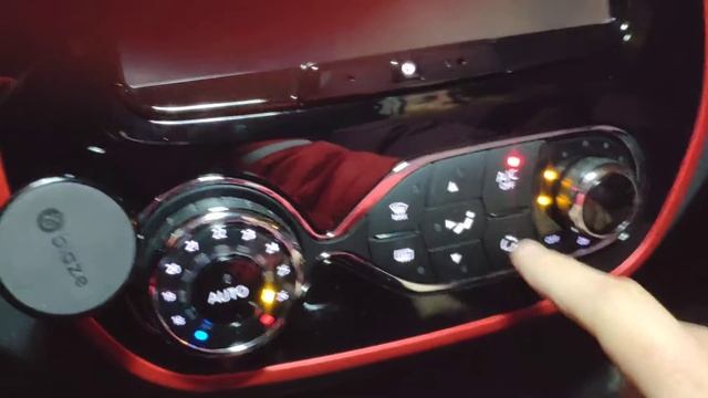 Неисправность блока управления климатом Renault Kaptur 2018 смотреть онлайн