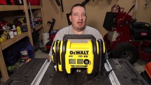 DeWalt Tire Inflator DCC0201