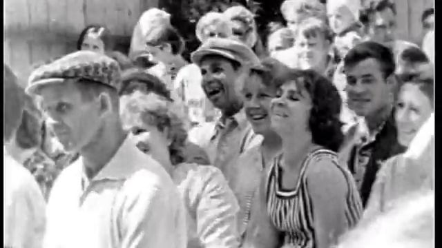 Праздник русской березки в парке Культуры и отдыха Череповца, 1965 год смотреть онлайн