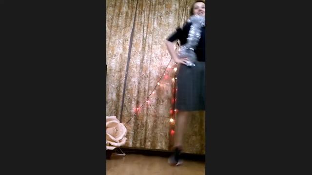 Цветочное послание, Хуторянка и Фламенко !!!Танцы со Светой 18122020 смотреть онлайн