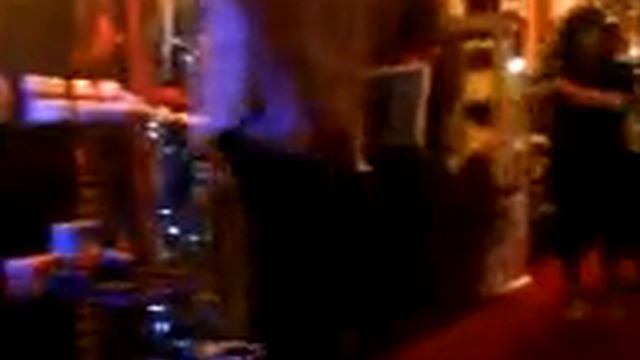 apis,,azlie,,adha.jolene,mein,,,we at haikal n apis shifter shop..baekwokkk смотреть онлайн