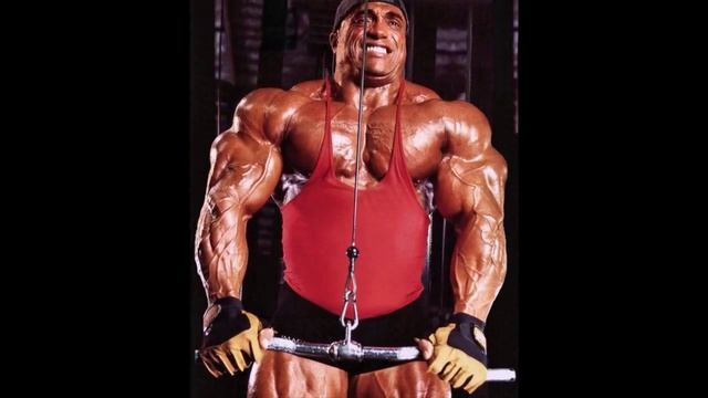 Самый сильный бодибилдер мира Деннис Джеймс,  Dennis James