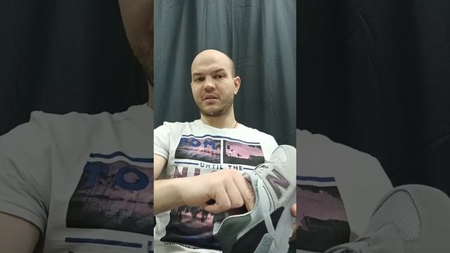 Обзор кроссовок New Balance