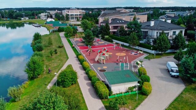 Продажа участка в сосновом бору 1,6 Га в элитном поселке Резиденции Бенилюкс на Новорижском шоссе
