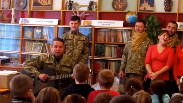 Славянская школа-интернат 1. Песня про курочку смотреть онлайн