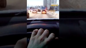 Gislaved Nord Frost 100 215/65/R16 на светофорах