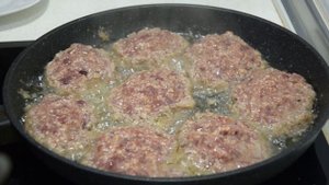 ЭКСПЕРЕМЕНТАЛЬНЫЕ КОТЛЕТЫ из куриной печенки и куриных желудочков! Не думал, что будет так вкусно!