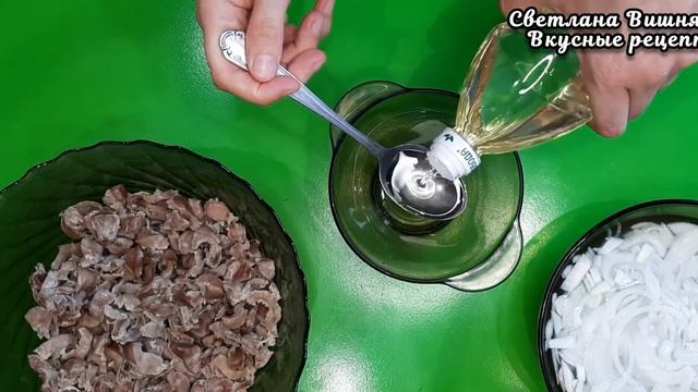 Закуска из куриных желудков "по-корейски". Пикантное и аппетитное блюдо.