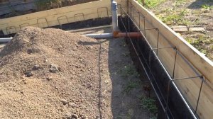 Строю Дом 6 на 8. фундамент мелкозаглубленный. дом из блоков керамзит.