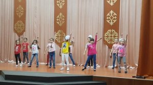 #SofiFamyli танец "Я не Шмакодявка"