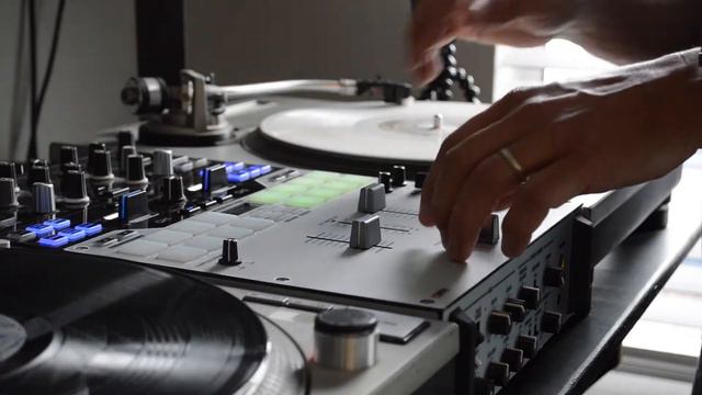 Barnyard Mixshow Swiftstyle Phrase Looper freestyle смотреть онлайн