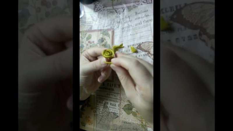 Как слепить розу из пластилина