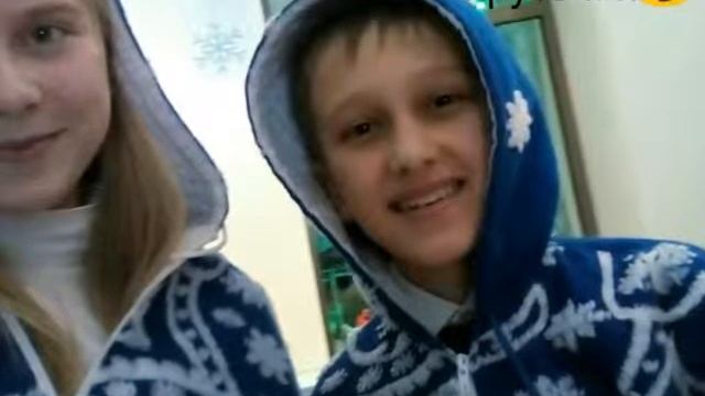 С девочками из класса делали видео поздравление мальчикам на 23 февраля