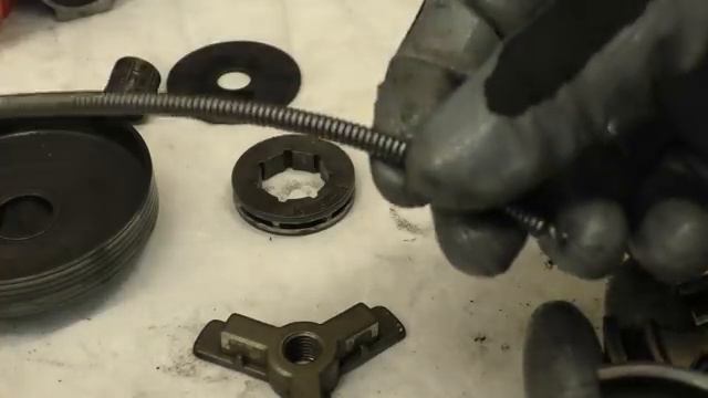 Муфта сцепления китайской бензопилы- как заменить пружину смотреть онлайн