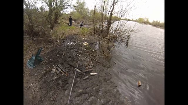 Весенняя рыбалка на карася в Сибири на фидер. смотреть онлайн