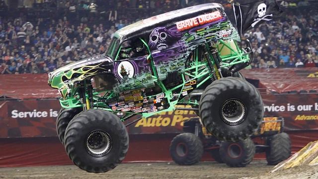 Monster Jam Top 10 GREATEST Grave Diggers смотреть онлайн