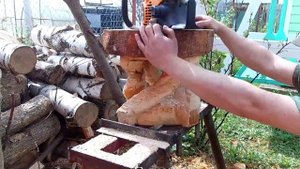 столик из пенька