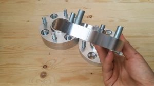 Колесные проставки 4х114.3 на Ниссан