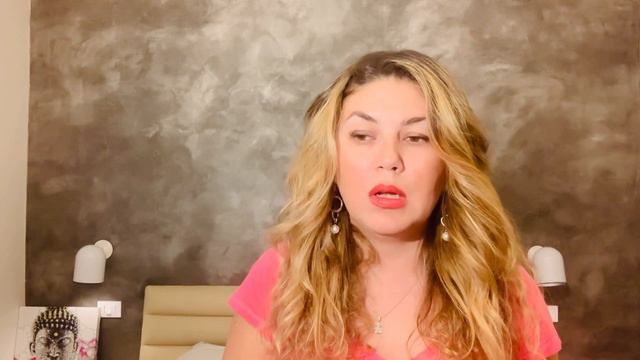 Минусы и плюсы для беженцев из Украины в Италию, Генуя. Как найти жильё и оформить денежную помощь. смотреть онлайн