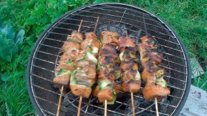 Вкусный шашлык из рыбы, кета, лосось по-Тайски,