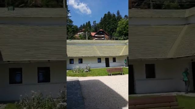 Монастырь в г. Синая, Румыния смотреть онлайн