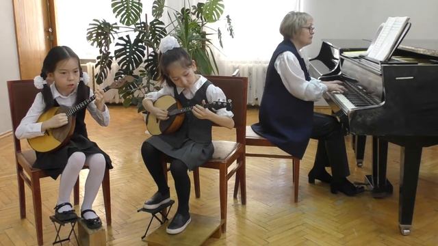 Клушева Анеля, Клушева Камилла, МБУ ДО ДШИ г.о. Отрадный Самарской обл., Р.Н.П. «Ходила младёшенька