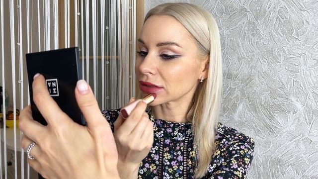 НОВИНКИ ПОМАД ОТ ELIE SAAB - LOREAL PARIS смотреть онлайн