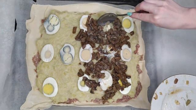 Пирог с фаршем и картофельным пюре, просто объедение. смотреть онлайн