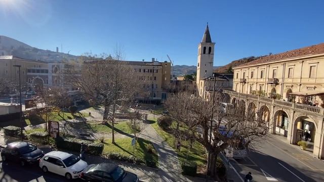 vlog in Italian: una gita in Umbria, a Spoleto (sub)