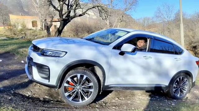 Обзор китайского кроссовера GEELY TUGELLA после 10 000 км эксплуатации. Отзыв владельца смотреть онлайн