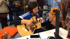 Noize MC на радио MCM - Питерские крыши (акустика)