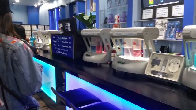 Mari Vlog: Karaoke with Stacy, Birthday Celebration, and Secret Spy Bunker смотреть онлайн