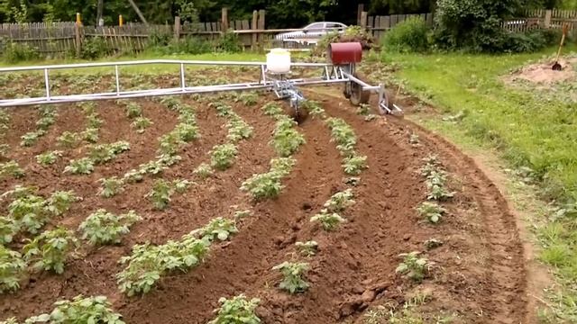 Картофельный коллайдер (окучивание картофеля) смотреть онлайн