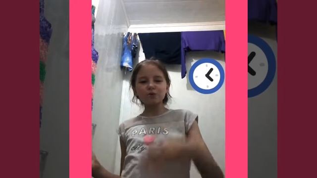 Пускаю пену из шампуня и ватного тампончика. смотреть онлайн