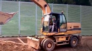 Продается колесный полноповоротный экскаватор Case WX210 (габаритный)