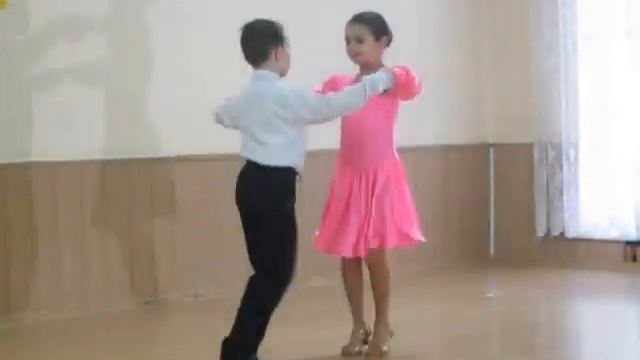 Илюша и София (дебют) смотреть онлайн