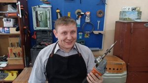 ЧТО БУДЕТ ЕСЛИ СКРЕСТИТЬ НОЖНИЦЫ И УШМ!.mp4