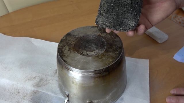 Как очистить сковороду, кастрюлю, духовку, противень от нагара БЕЗ ВАРКИ И ХИМИИ? НОВЫЙ СПОСОБ!